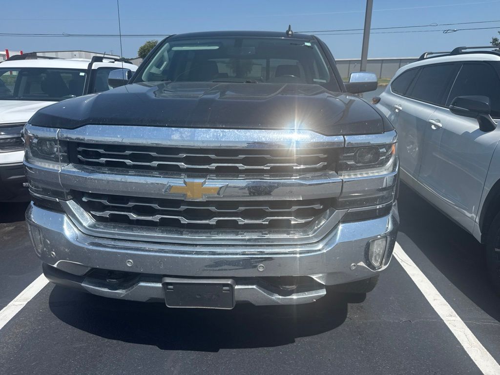 Used 2018 Chevrolet Silverado 1500 LTZ with VIN 3GCUKSEC5JG107200 for sale in Little Rock