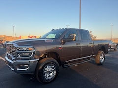 2026 Ram 2500 TRADESMAN CREW CAB 4X4 6'4 BOX Pickup