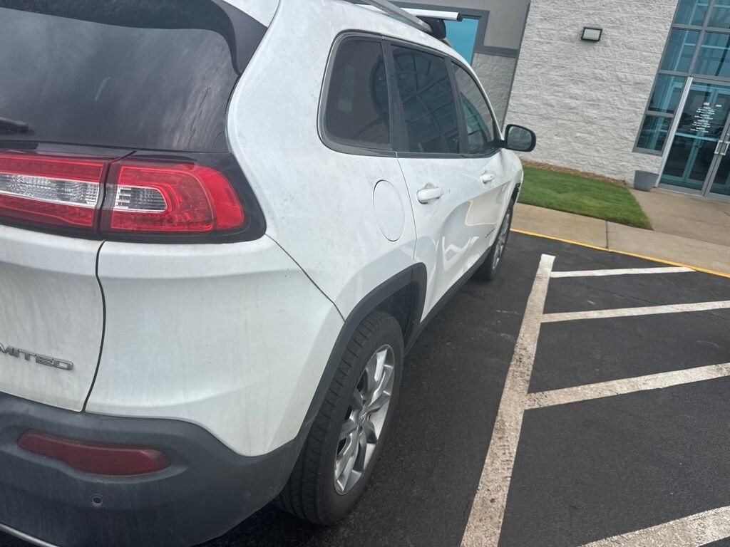 Used 2018 Jeep Cherokee Limited SUV