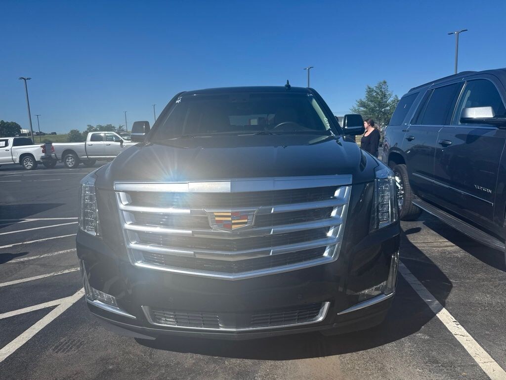 Used 2017 CADILLAC Escalade Premium Luxury SUV