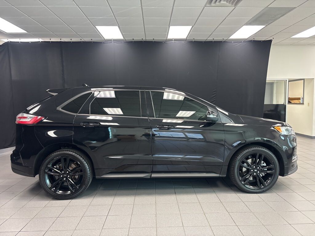 Used 2019 Ford Edge ST SUV