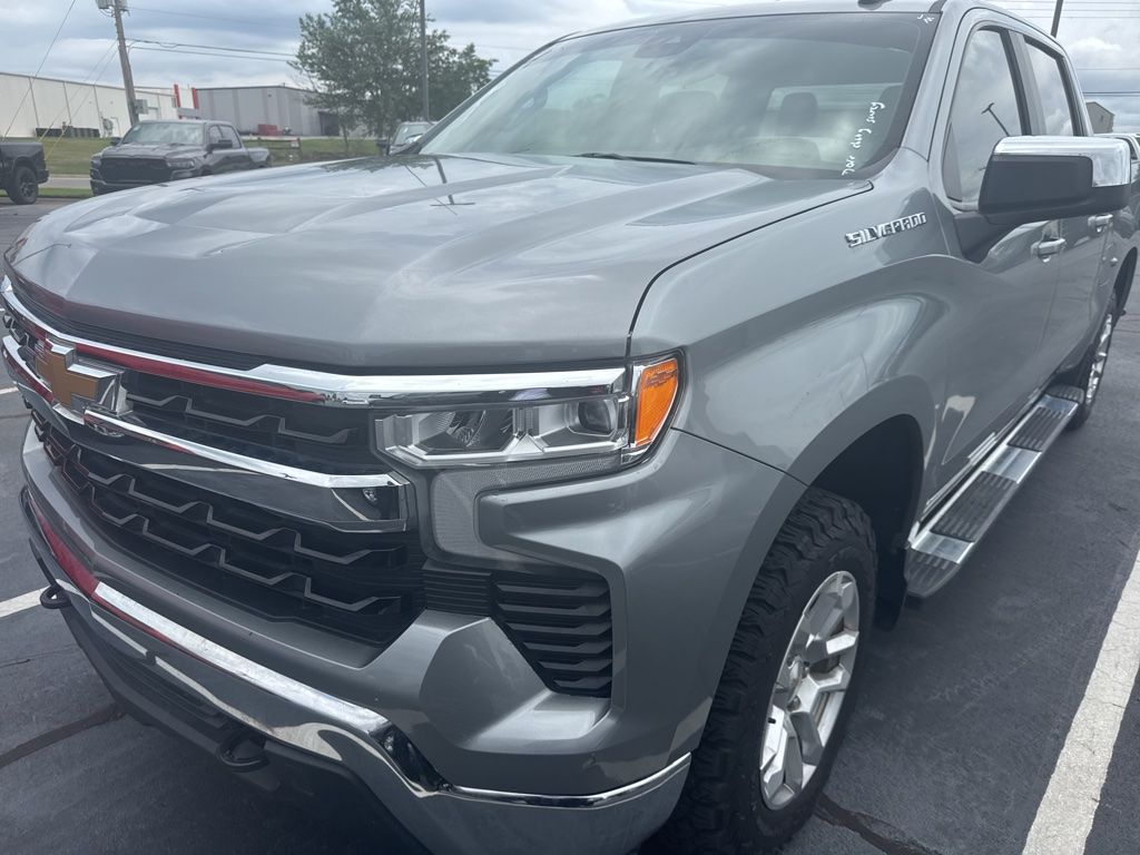2023 Chevrolet Silverado 1500 LT 4X4 Crew Cab Standard Box's photo