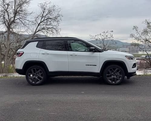 2026 Jeep Compass Altitude 4X4's photo