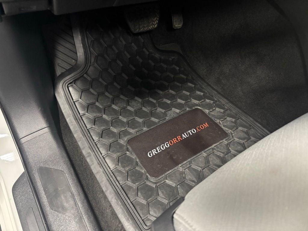 2024 Toyota Tundra SR5 - Photo 15