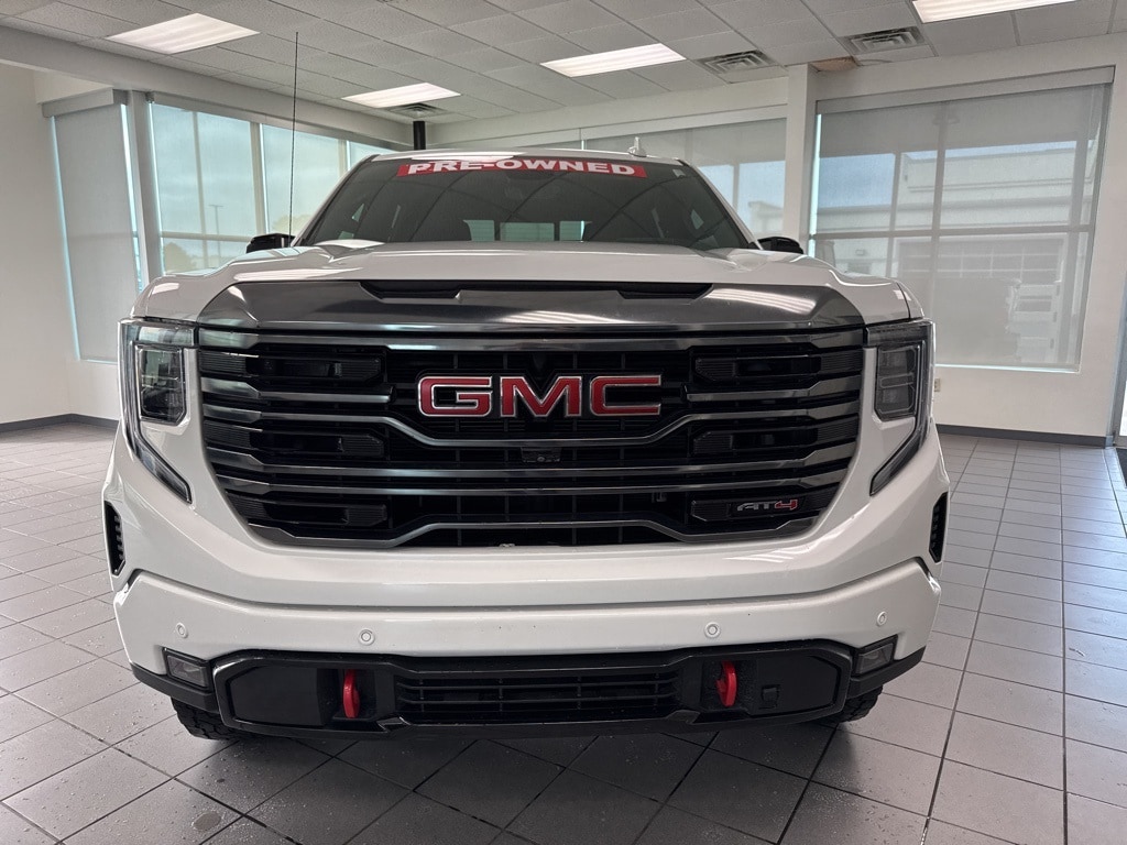 Used 2023 GMC Sierra 1500 AT4 with VIN 1GTUUEE86PZ103625 for sale in Little Rock