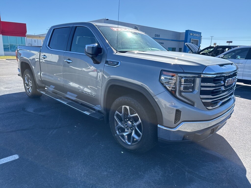 2023 Gmc Sierra 1500 SLT photo 3