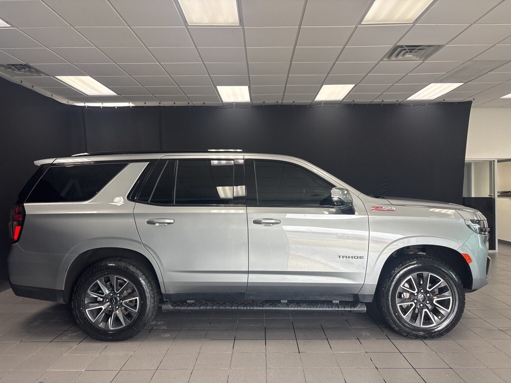 2023 Chevrolet Tahoe Z71 photo 2