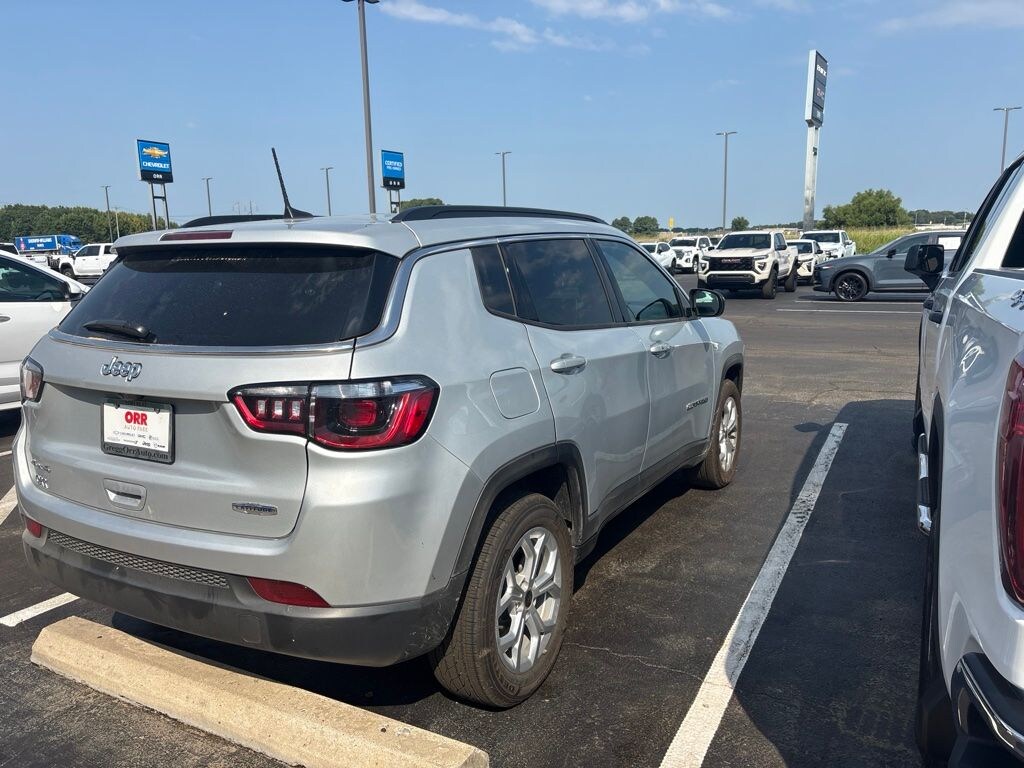 Used 2026 Jeep Compass Latitude SUV