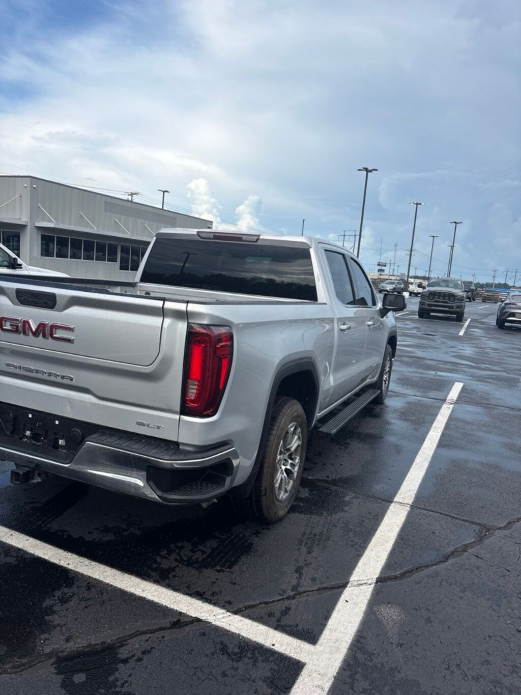 Used 2021 GMC Sierra 1500 SLT Truck Crew Cab