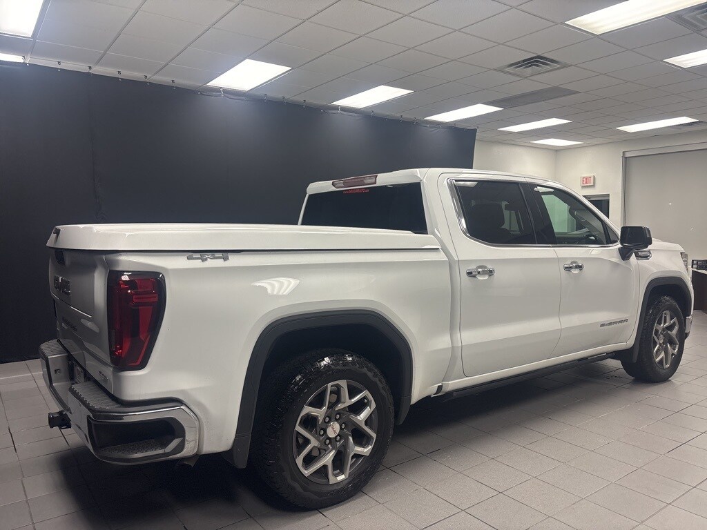 2023 Gmc Sierra 1500 SLT photo 3