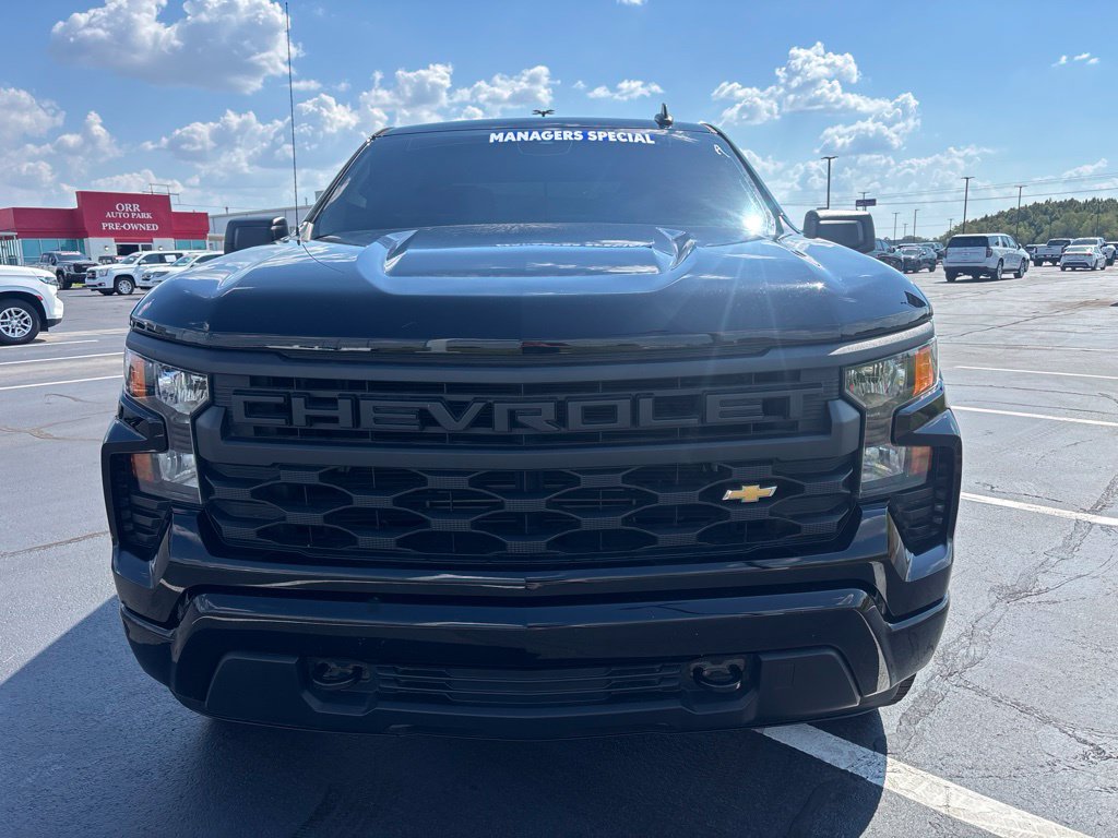 Used 2023 Chevrolet Silverado 1500 Custom with VIN 3GCPDBEK2PG156989 for sale in Little Rock