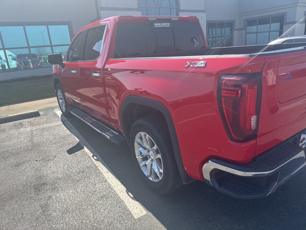 Used 2022 GMC Sierra 1500 Limited SLT with VIN 3GTU9DEDXNG113435 for sale in Little Rock