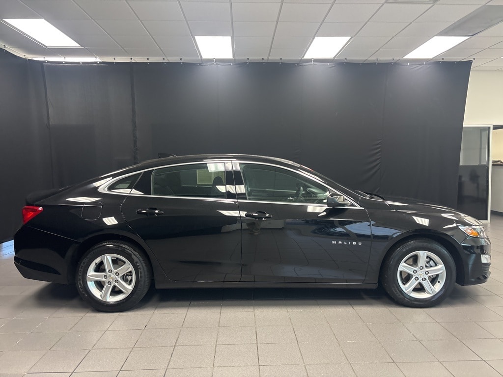Used 2024 Chevrolet Malibu LT Sedan
