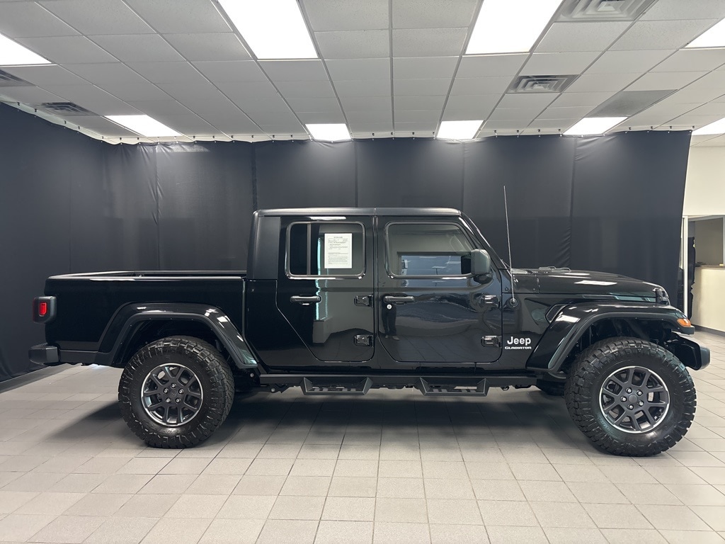 Used 2022 Jeep Gladiator Overland with VIN 1C6HJTFG7NL128769 for sale in Little Rock