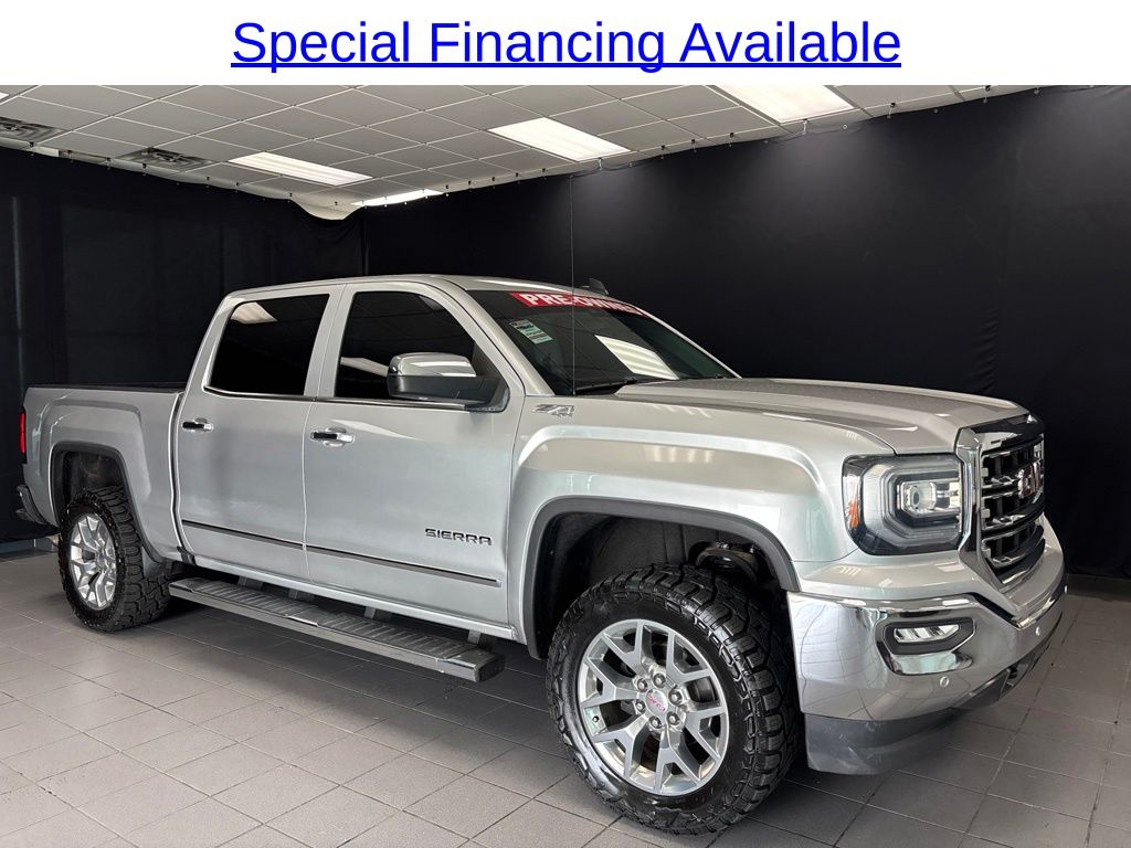 2018 GMC Sierra 4WD Crew Cab Short Box SLT's photo