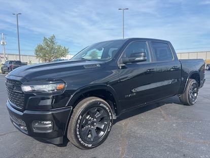 2026 Ram 1500 BIG HORN CREW CAB 4X4 5'7 BOX Pickup