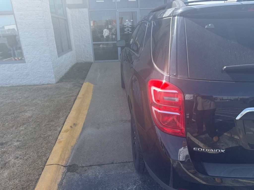 Used 2017 Chevrolet Equinox LT SUV