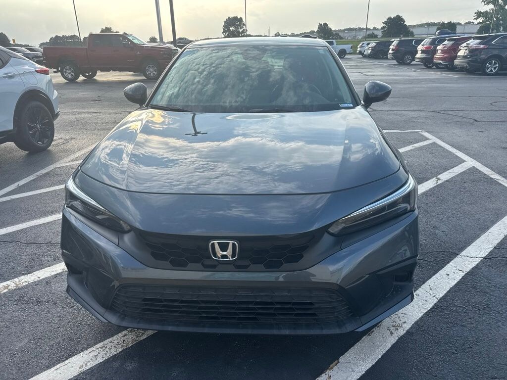 Used 2023 Honda Civic LX Hatchback
