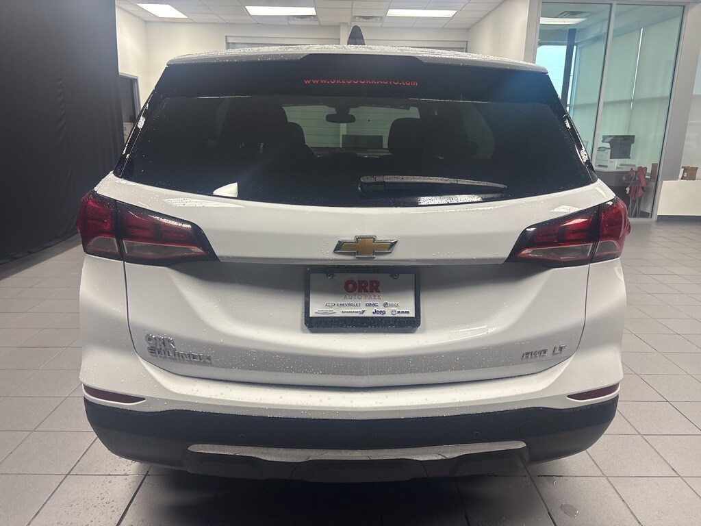 2024 Chevrolet Equinox LT photo 4