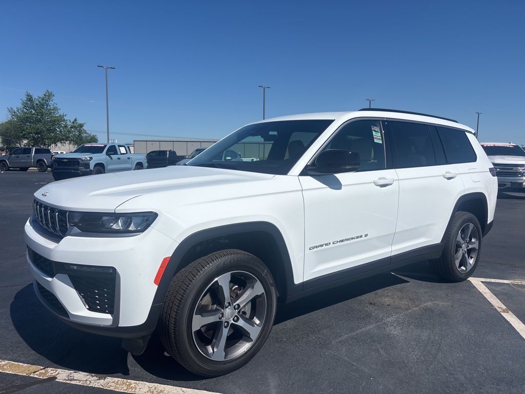 2026 Jeep Grand Cherokee Sport Utility 