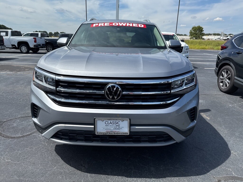 2023 Volkswagen Atlas SEL photo 2