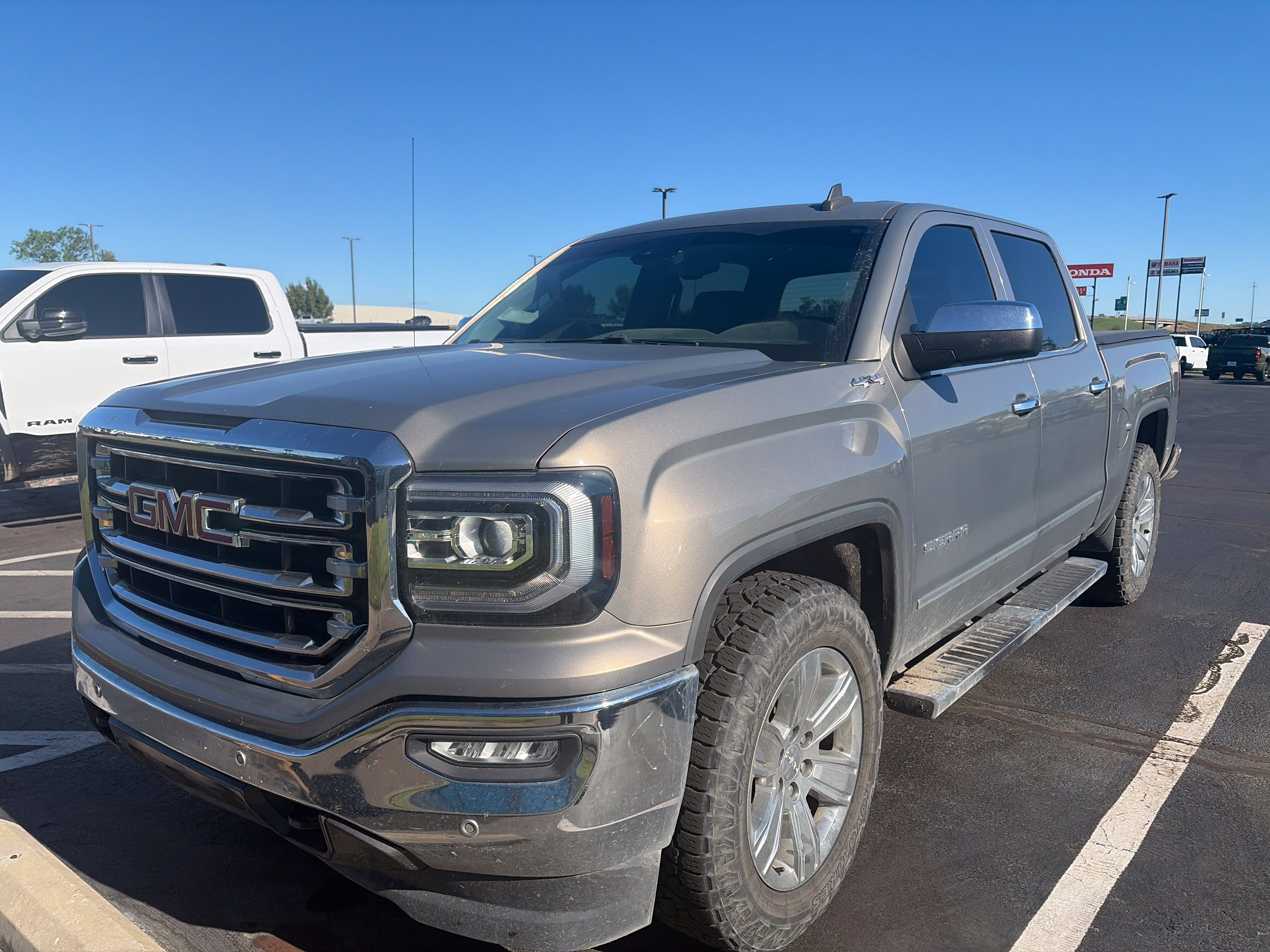 Used 2017 GMC Sierra 1500 SLT Truck Crew Cab