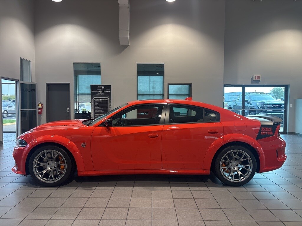 2023 Dodge Charger SRT8 Hellcat Redeye Widebody photo 2