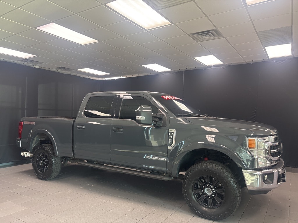 2021 Ford F-350 Super Duty Lariat's photo