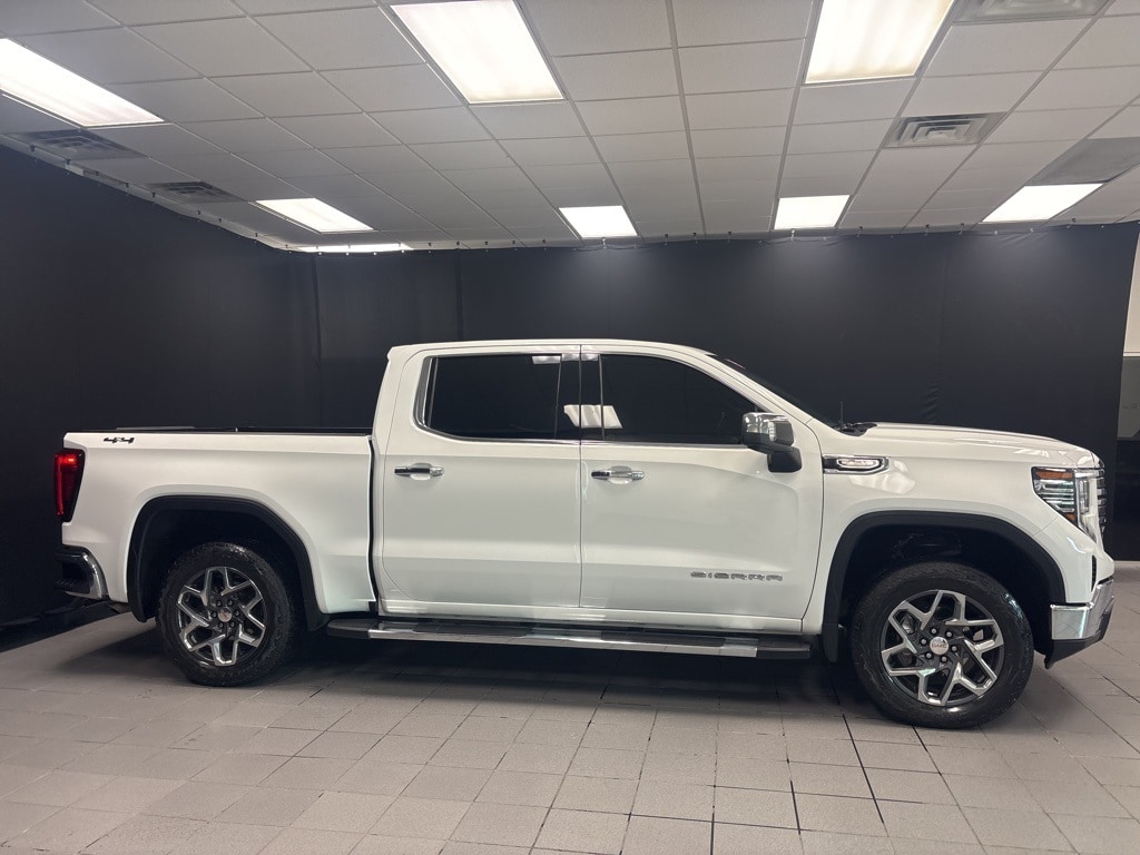 Used 2023 GMC Sierra 1500 SLT with VIN 3GTUUDEDXPG132522 for sale in Little Rock