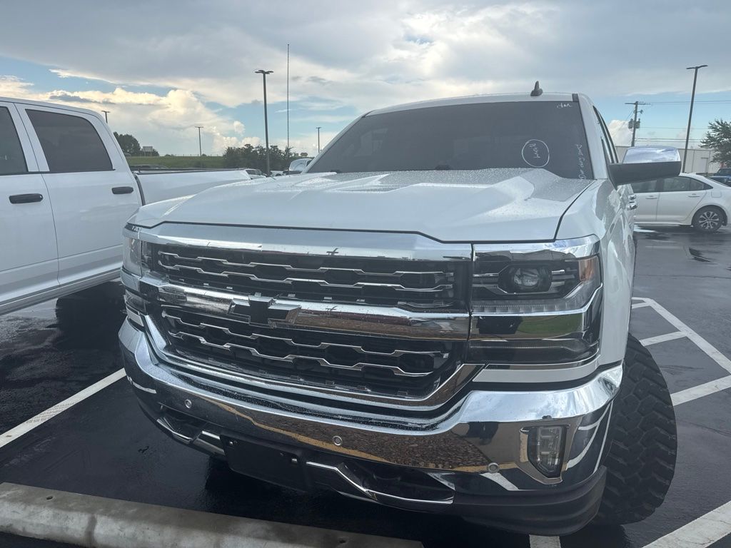 Used 2017 Chevrolet Silverado 1500 LTZ with VIN 3GCUKSEJ1HG161084 for sale in Little Rock