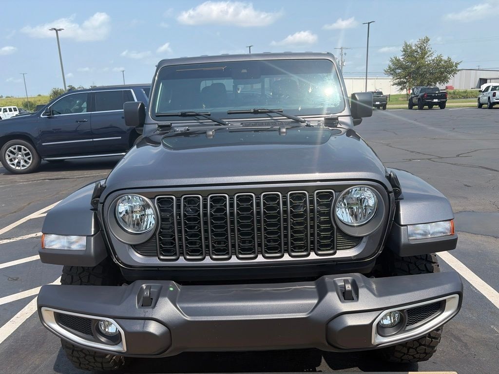 Used 2025 Jeep Gladiator High Tide Truck Crew Cab