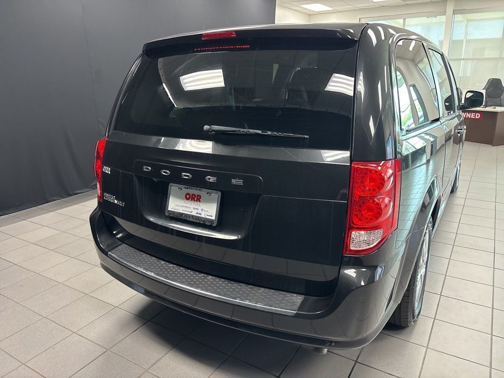 Used 2017 Dodge Grand Caravan SE Van