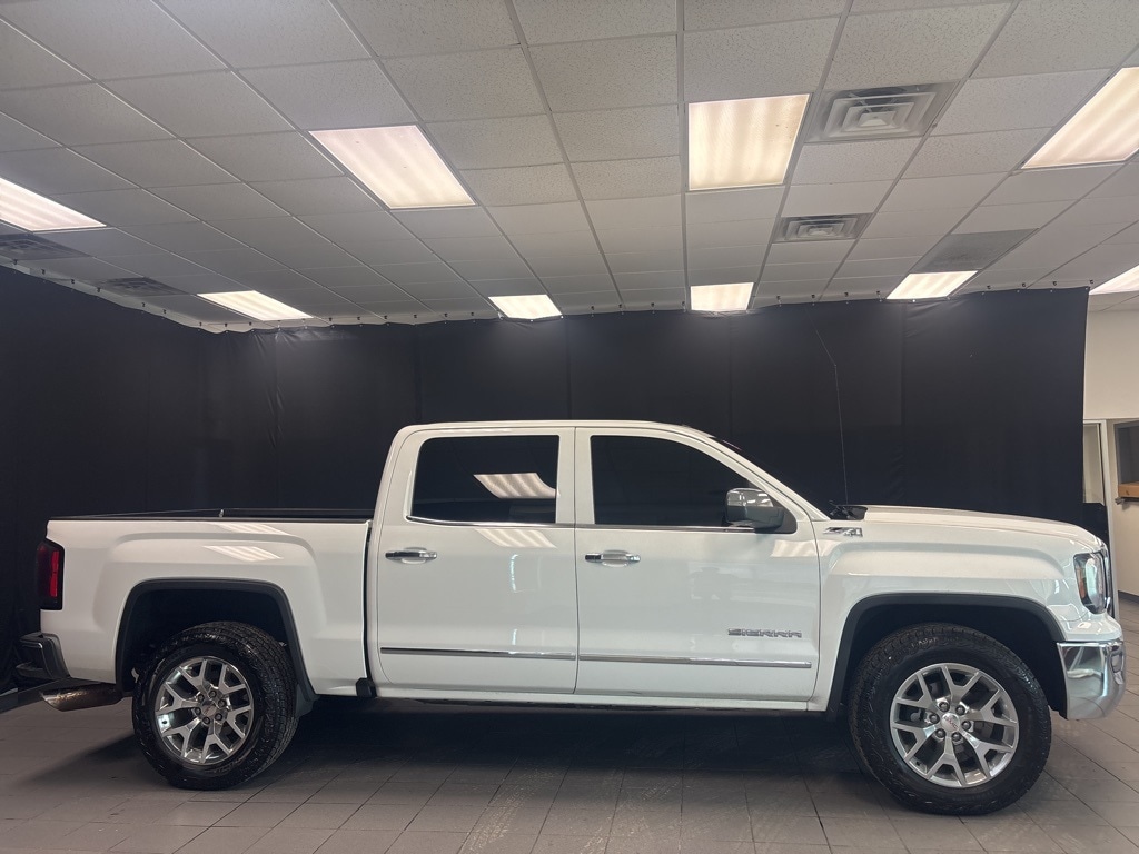 Used 2018 GMC Sierra 1500 SLT with VIN 3GTU2NEJ0JG355936 for sale in Little Rock