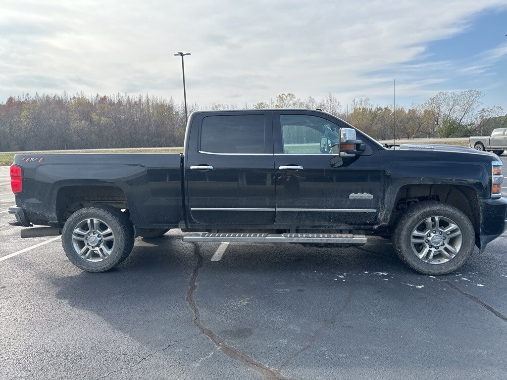 Used 2018 Chevrolet Silverado 2500HD High Country Truck Crew Cab