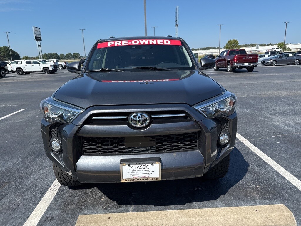 2020 Toyota 4Runner Limited photo 2