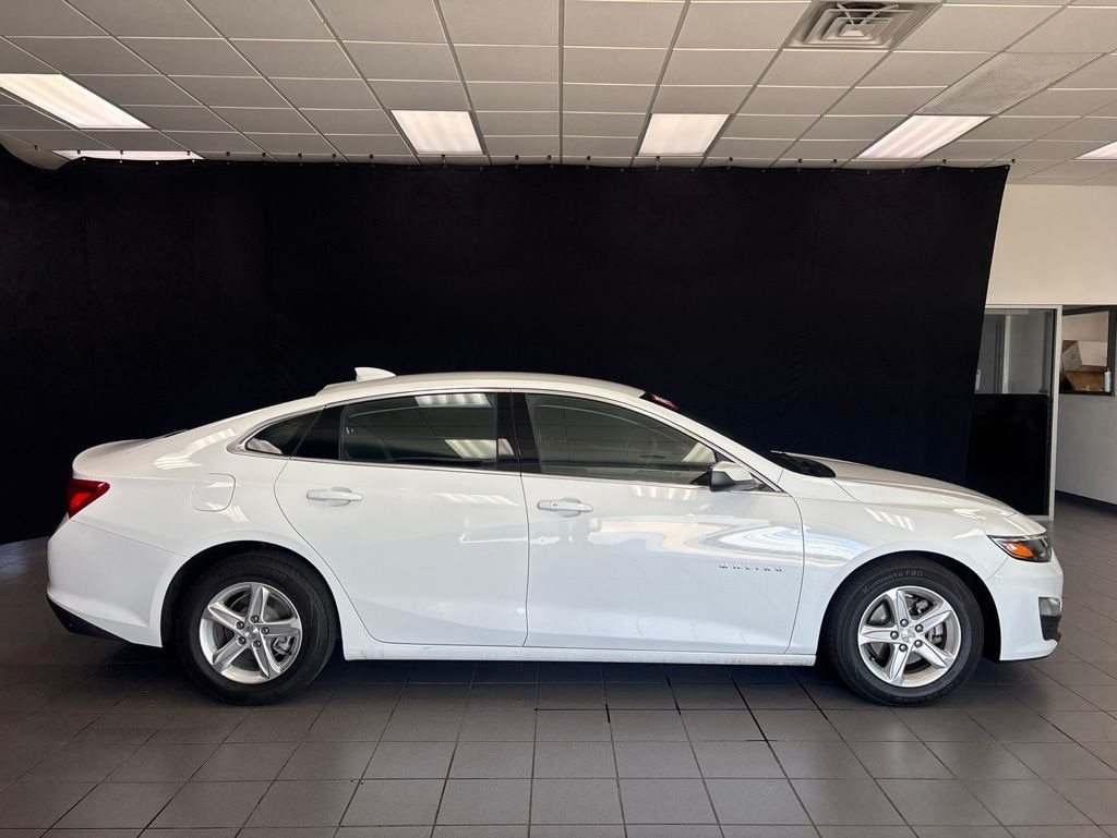 Used 2023 Chevrolet Malibu LT Sedan