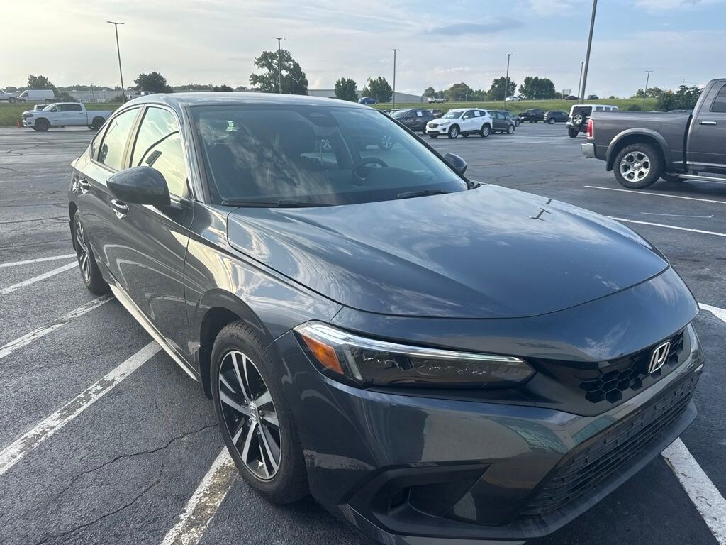 Used 2023 Honda Civic LX Hatchback