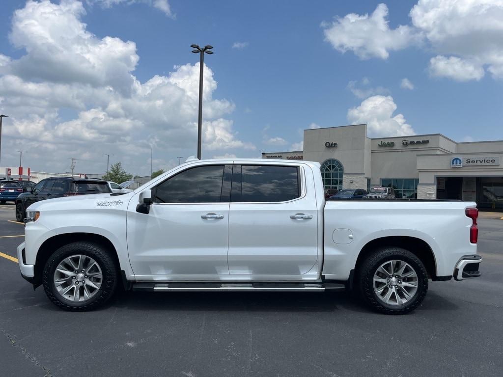 Used 2022 Chevrolet Silverado 1500 Limited High Country with VIN 1GCUYHEL0NZ181003 for sale in Little Rock