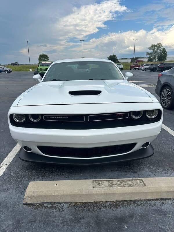 2021 Dodge Challenger R/T photo 2