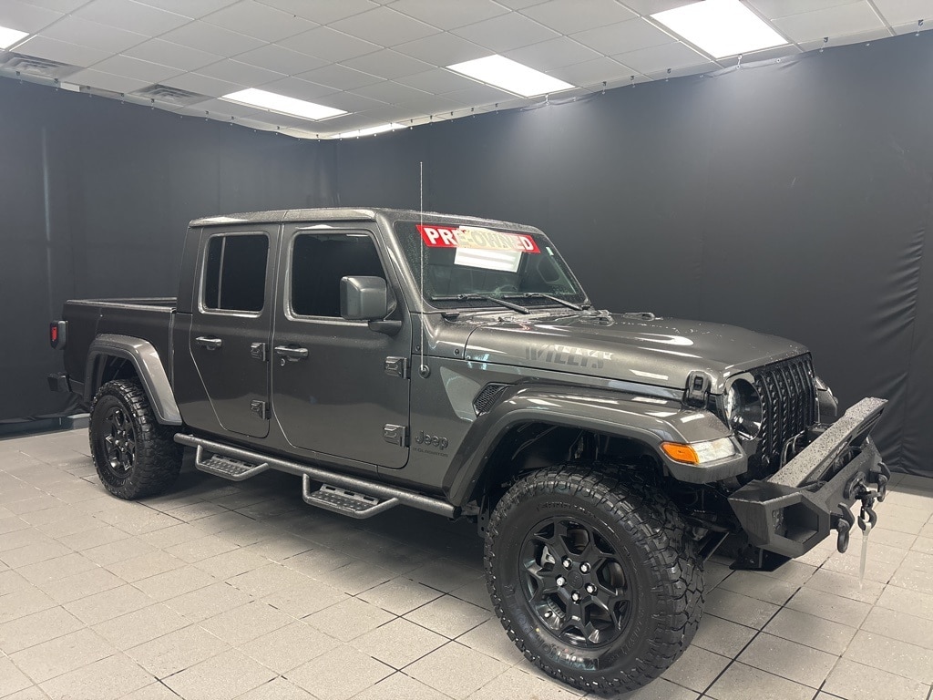 Used 2023 Jeep Gladiator Willys Truck Crew Cab