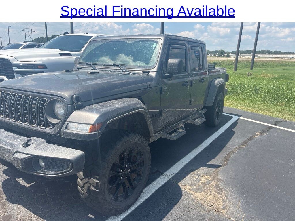 Used 2025 Jeep Gladiator Nighthawk Truck Crew Cab