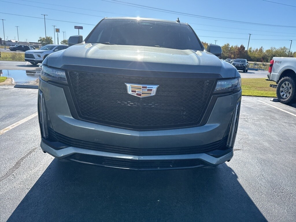 2024 Cadillac Escalade Sport Platinum photo 2