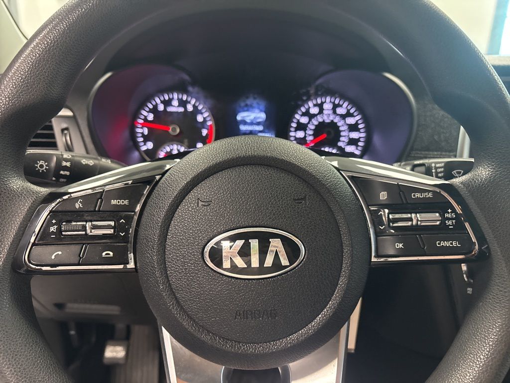 2020 Kia Optima LX - Photo 13