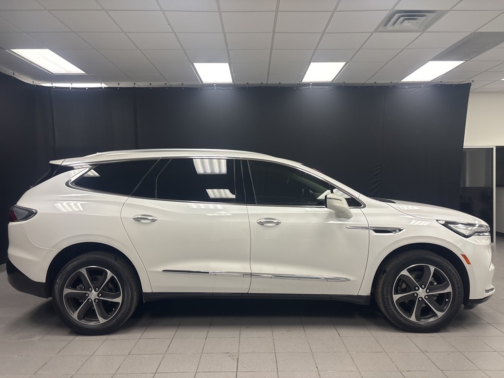 Used 2022 Buick Enclave Essence SUV