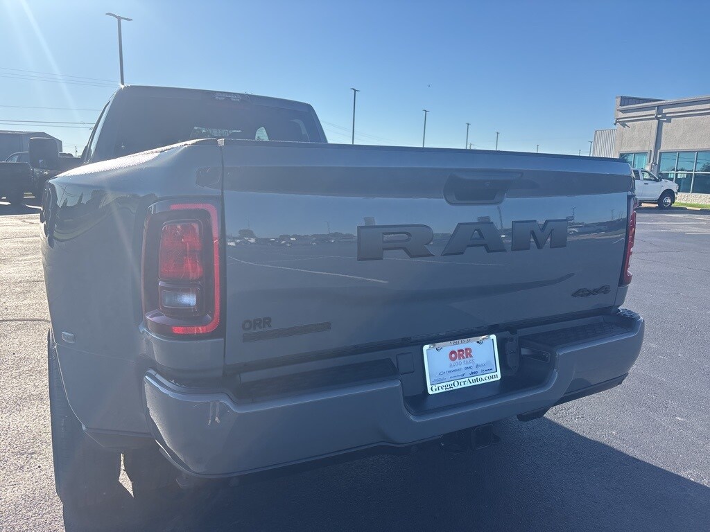 2026 Ram 3500 Big Horn photo 4