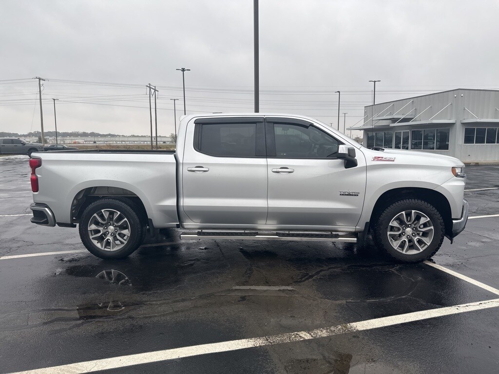 Used 2021 Chevrolet Silverado 1500 LT Truck Crew Cab