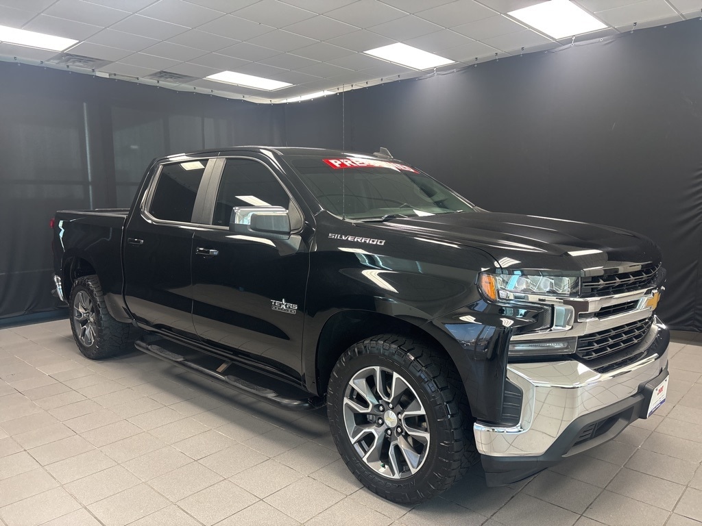 Used 2020 Chevrolet Silverado 1500 LT Truck Crew Cab