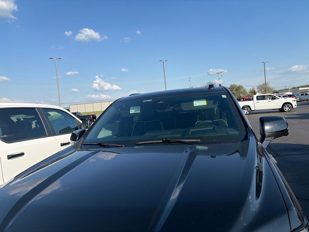 Used 2025 GMC Yukon AT4 Ultimate SUV
