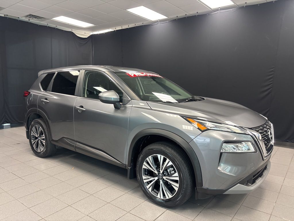 2023 Nissan Rogue SV AWD's photo