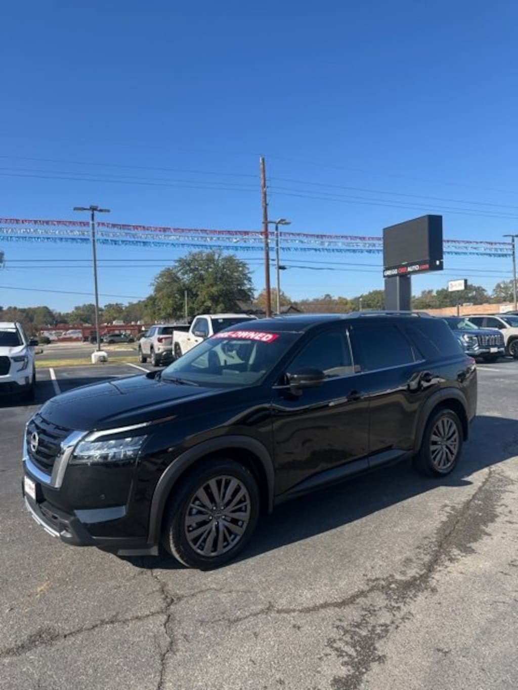 Used 2024 Nissan Pathfinder SL
